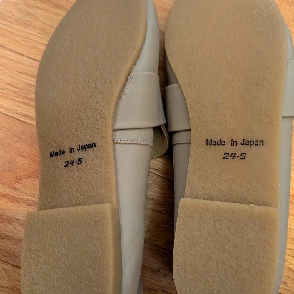 Unworn Japanese Leather Loafers - Size 7.5 - Picture 3 of 3